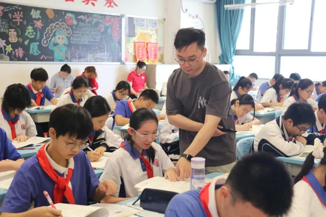 中考复习如何“提质”?坪山区教科院到我校把脉课堂,共研备考策略 第37张