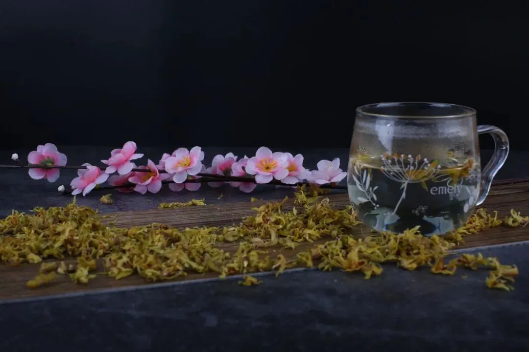 2026年中考作文原创题目及范文:命题作文《留香》 第2张