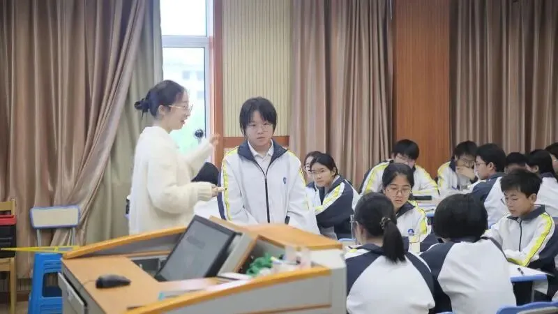 【善美泗中】长兴县初三科学中考复习暨课堂教学规范年交流研讨活动在泗安中学顺利开展 第21张