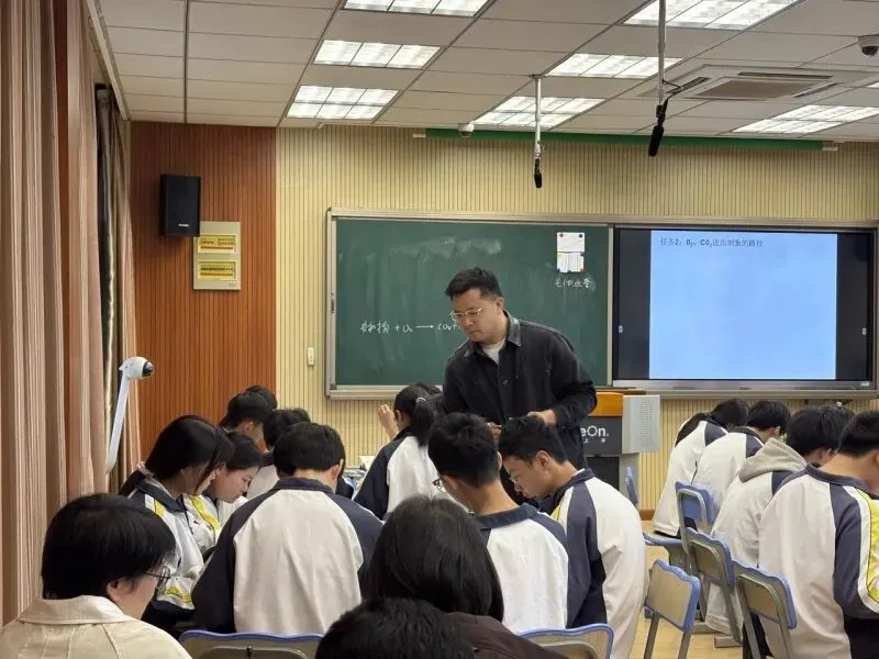 【善美泗中】长兴县初三科学中考复习暨课堂教学规范年交流研讨活动在泗安中学顺利开展 第26张