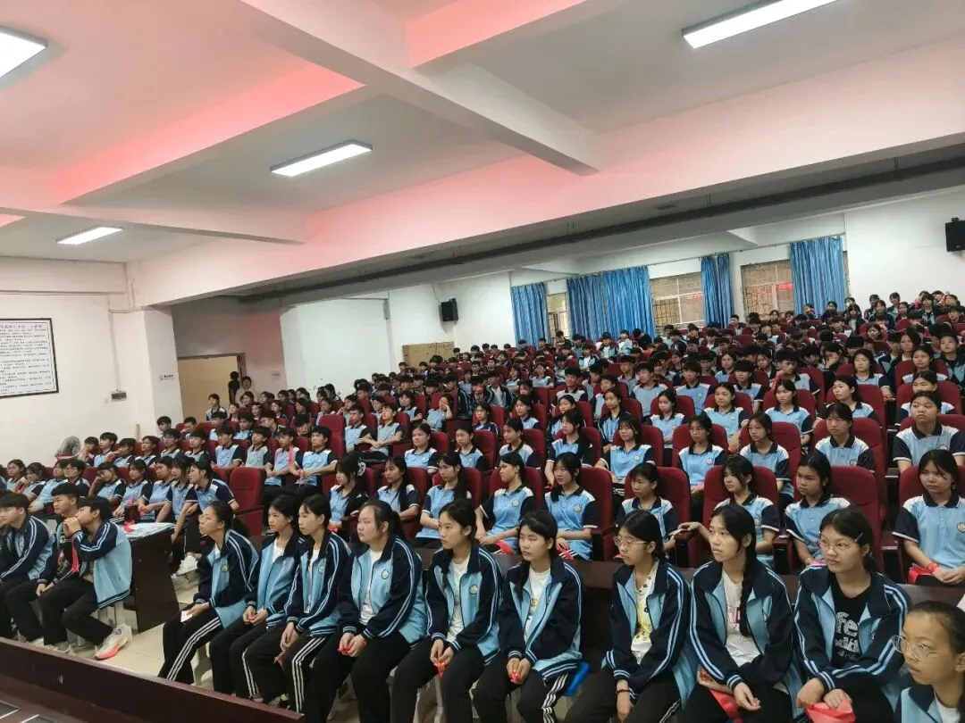 少年自有凌云志,冲刺中考赴韶华——富宁县归朝中学2026年中考誓师大会 第18张