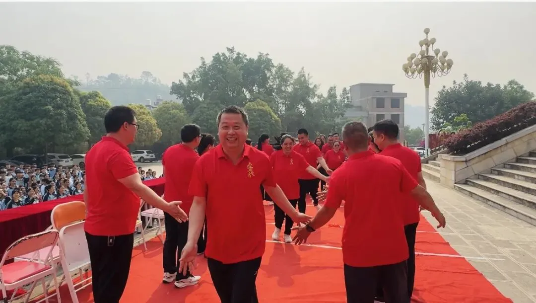 少年自有凌云志,冲刺中考赴韶华——富宁县归朝中学2026年中考誓师大会 第48张