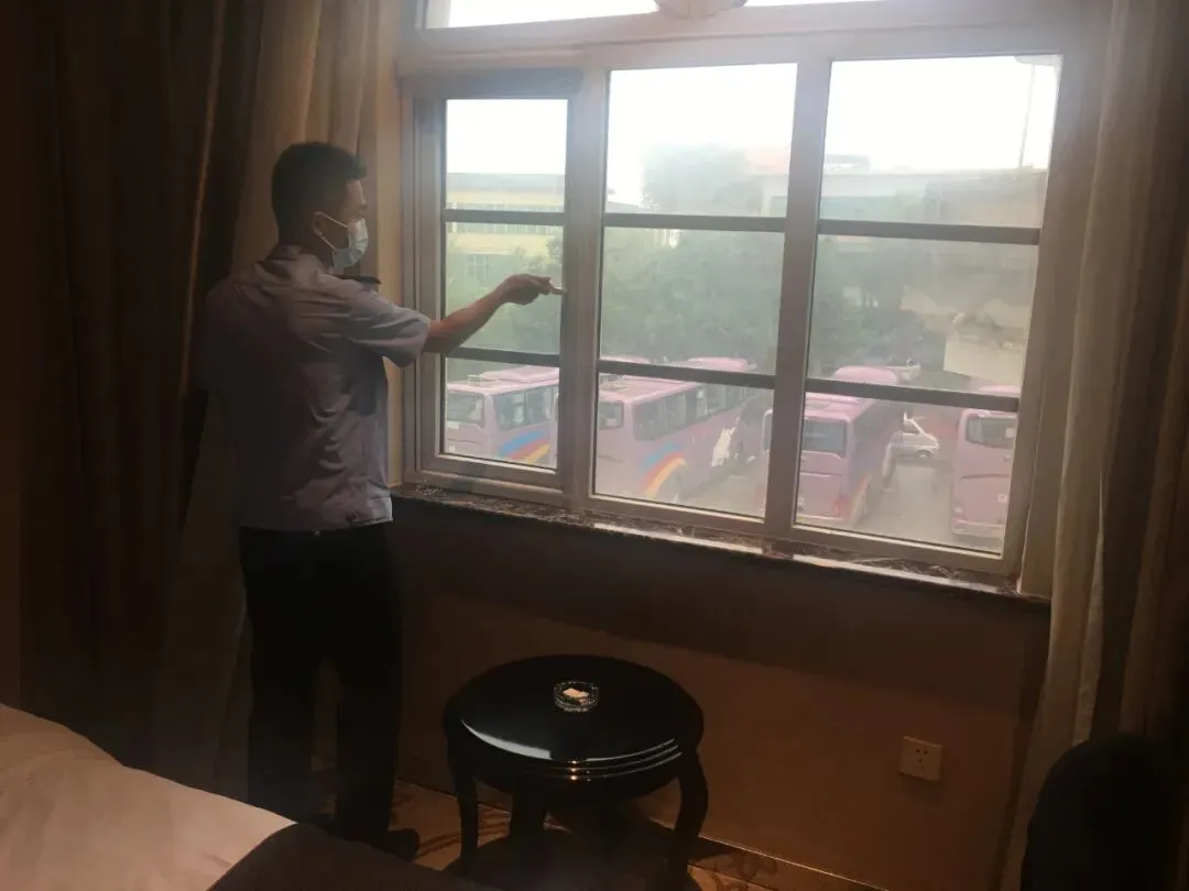 【护航中考】登封公安再出发 第15张