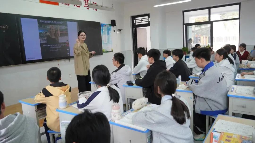 柞水县 2026 年中考复课备考工作现场推进会暨学科研讨会圆满召开 第8张