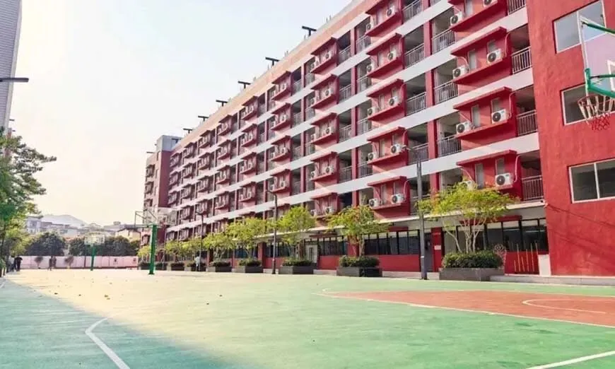 2027届广州黄师复读学校中考复读部招生一览 第9张