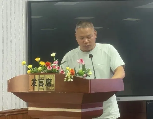 县局统筹把脉定向,三中聚力冲刺中考——环江县教育局领导莅临环江三中指导2026年春季备考培优工作 第13张