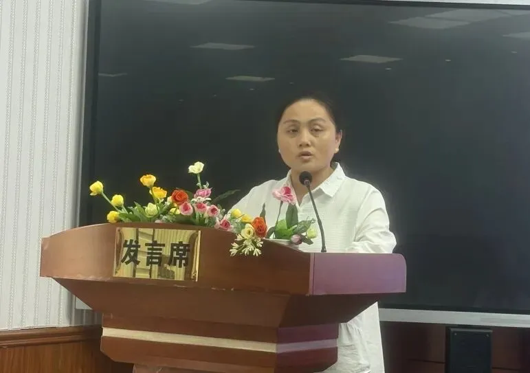 县局统筹把脉定向,三中聚力冲刺中考——环江县教育局领导莅临环江三中指导2026年春季备考培优工作 第14张