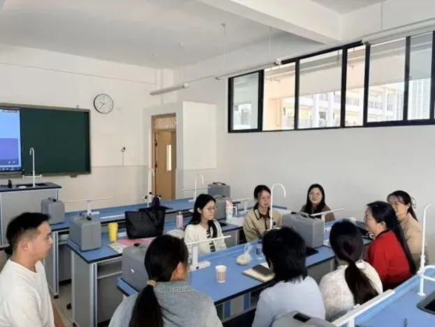 精研备考明方向 聚力笃行战中考——麒麟区第七中学开展2026年学科备考研讨活动侧记二(历地物生道法组) 第14张