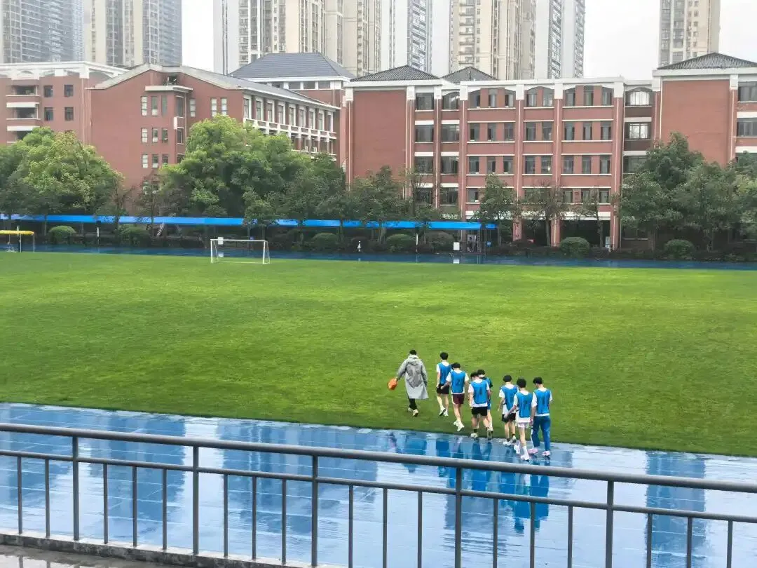 “真是拼了!” 长沙体育中考首日现场直击!!有人庆幸有人遗憾 第10张