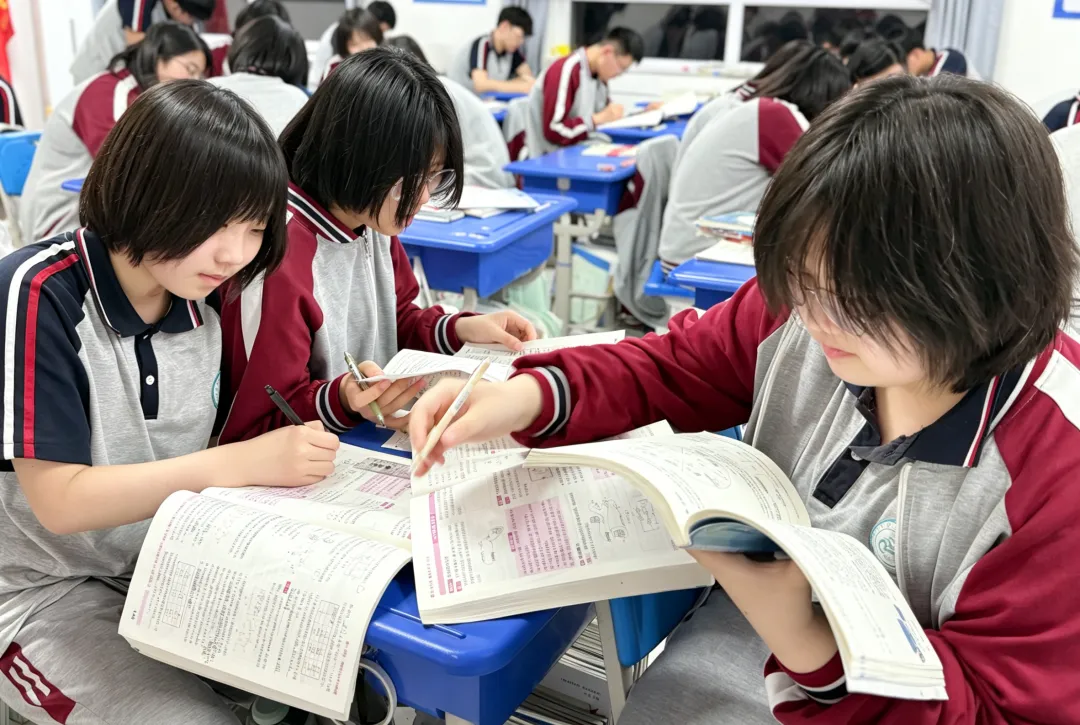 中考倒计时67天|夜灯为证,少年逐梦,不负前行 第33张 中考倒计时67天|夜灯为证,少年逐梦,不负前行 第33张