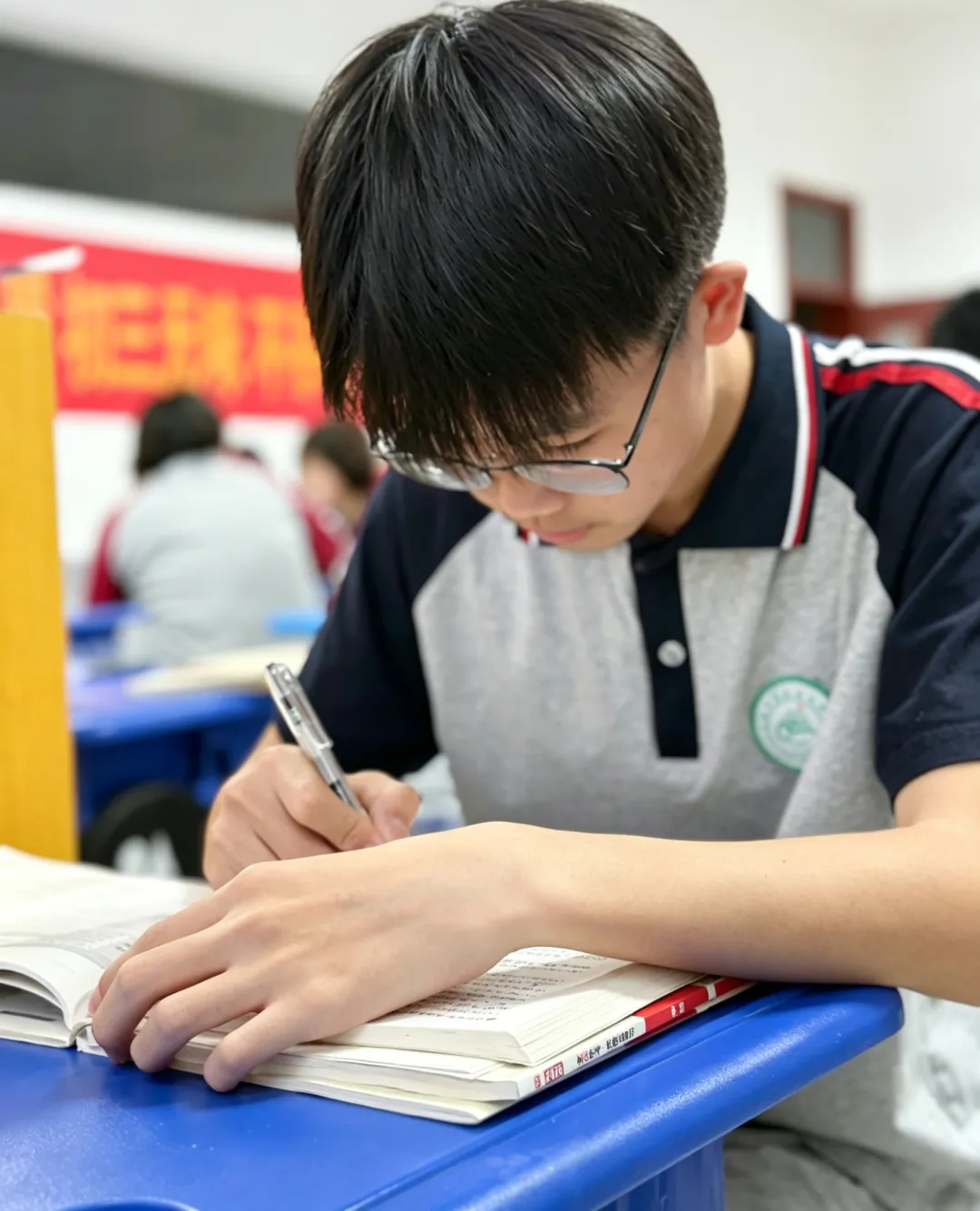 中考倒计时67天|夜灯为证,少年逐梦,不负前行 第90张 中考倒计时67天|夜灯为证,少年逐梦,不负前行 第90张