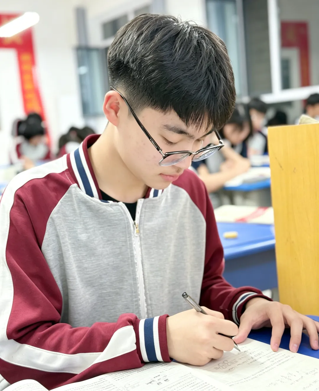 中考倒计时67天|夜灯为证,少年逐梦,不负前行 第93张 中考倒计时67天|夜灯为证,少年逐梦,不负前行 第93张