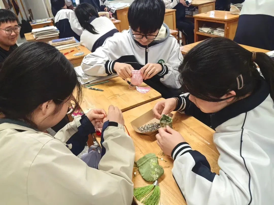 中医润心,减压护航——九年级3班解锁中考备考“减压新方式” 第18张