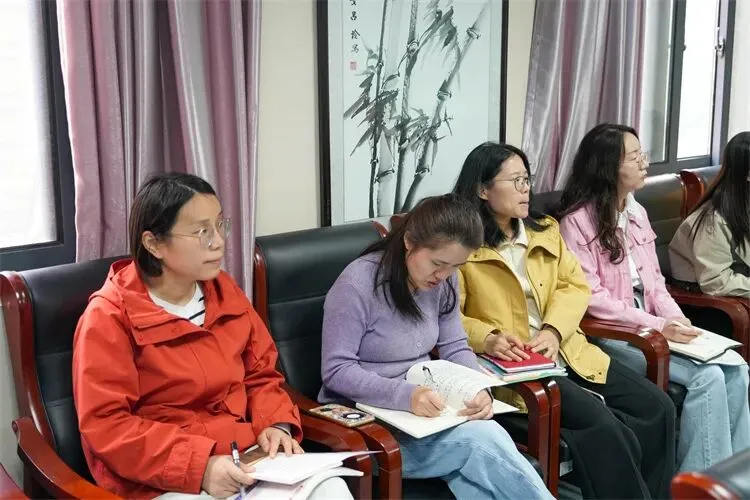 【中考研讨·文综组】精研提质凝合力 互鉴深耕共笃行----记文综组研讨会 第3张