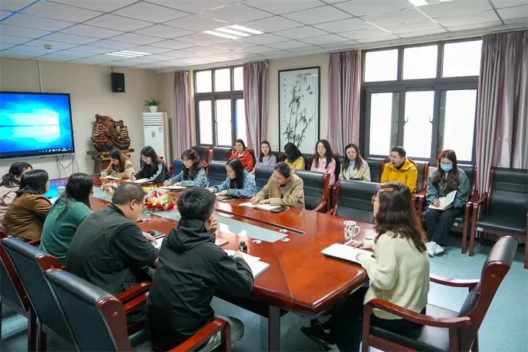 【中考研讨·文综组】精研提质凝合力 互鉴深耕共笃行----记文综组研讨会 第13张