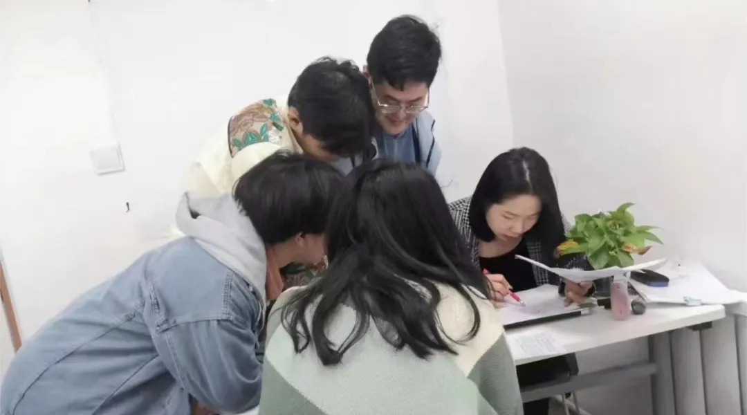 26年江西南昌红谷滩区初中初三中考全科辅导哪家好?锐思教育初三冲刺班/一对一/小班课多种班型适配不同的学生! 第15张