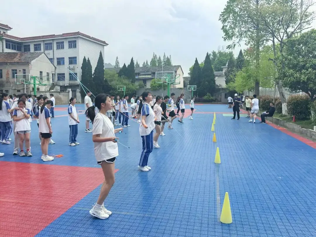 逐梦中考,青春飞扬——德清四中举行2026年体育中考模拟测试 第33张