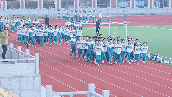 热血逐梦 不负韶华|白云龙外初三体育中考圆满收官! 第10张 热血逐梦 不负韶华|白云龙外初三体育中考圆满收官! 第10张