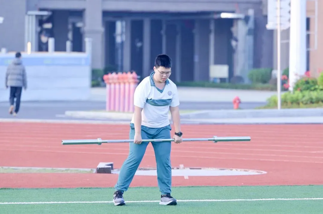 热血逐梦 不负韶华|白云龙外初三体育中考圆满收官! 第14张 热血逐梦 不负韶华|白云龙外初三体育中考圆满收官! 第14张