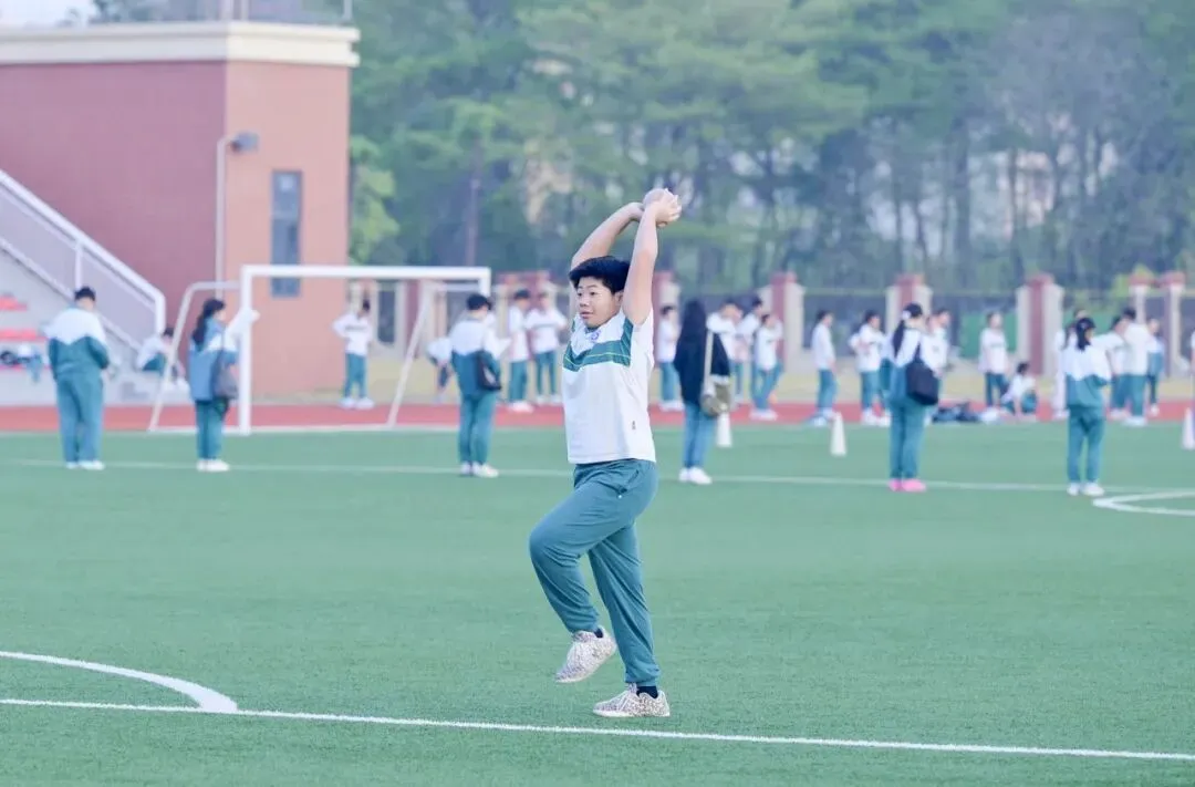 热血逐梦 不负韶华|白云龙外初三体育中考圆满收官! 第15张 热血逐梦 不负韶华|白云龙外初三体育中考圆满收官! 第15张