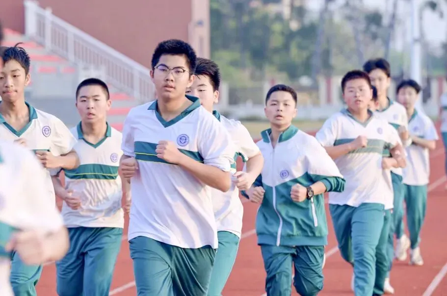 热血逐梦 不负韶华|白云龙外初三体育中考圆满收官! 第23张 热血逐梦 不负韶华|白云龙外初三体育中考圆满收官! 第23张