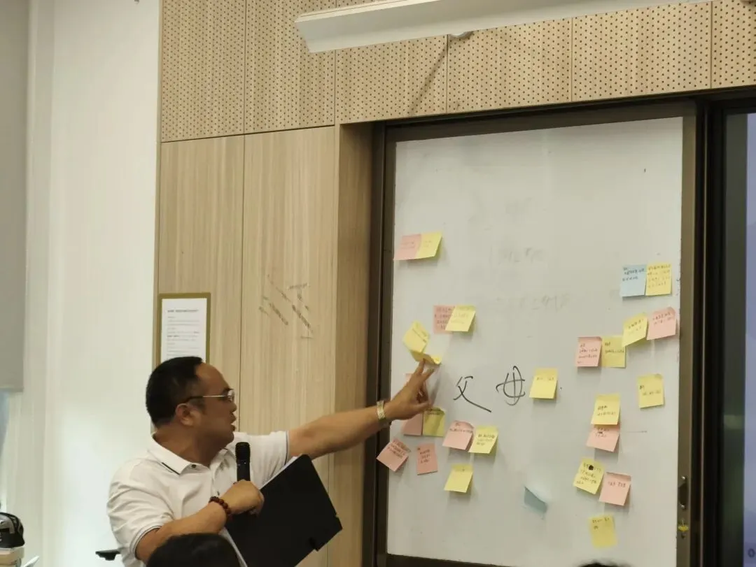 同心筑梦,冲刺中考|4月15日下午,映山红心理咨询为华朗学校初三学子开展亲子心理团辅 第3张