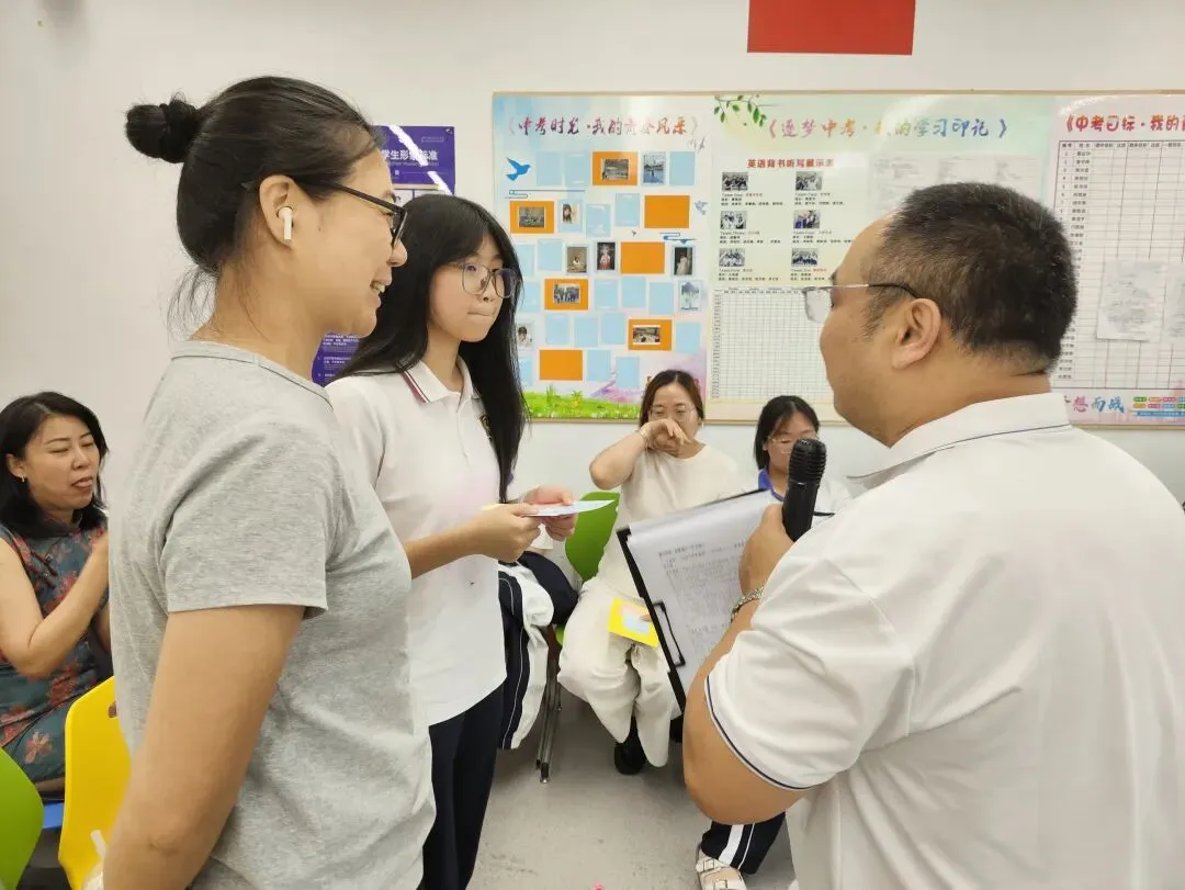 同心筑梦,冲刺中考|4月15日下午,映山红心理咨询为华朗学校初三学子开展亲子心理团辅 第4张
