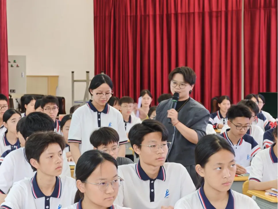 【众行致远】砚田研策赴文山,语韵领航备中考——云南省基础教育领域教学名师方睿语文工作室受邀赴文山参与备考研讨活动 第15张