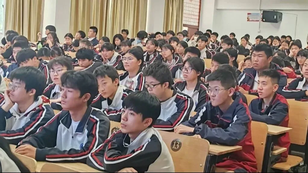 【备考策略】强体魄,稳心态,赴中考——平潭翰英中学开展中考体育考前专项指导活动 第5张