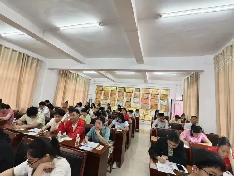 聚焦核心素养,精准备战中考——忻城县2026年初中生物中考备考研讨活动 第23张