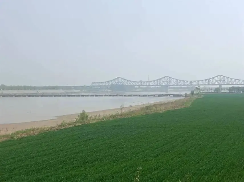 26山东真题:今天的中国,展现出一种对工作、对生活的“即时感”.你如何看待这种“即时感”,请谈谈你的理解. 第2张