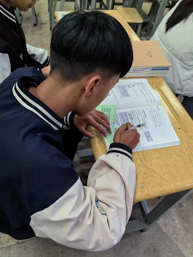 《惜时如金  冲刺中考》——红河州王富宽名班主任工作室(第73期) 第30张