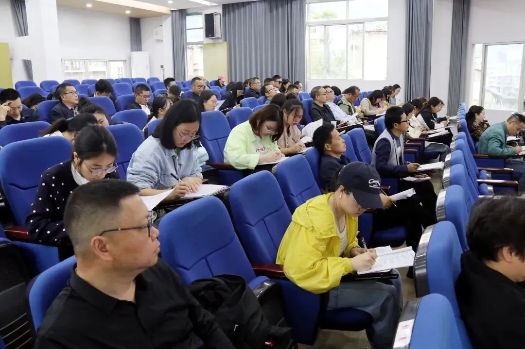 【立德树人 五育并举】凝心聚力研中考 深耕细作促提升 第13张