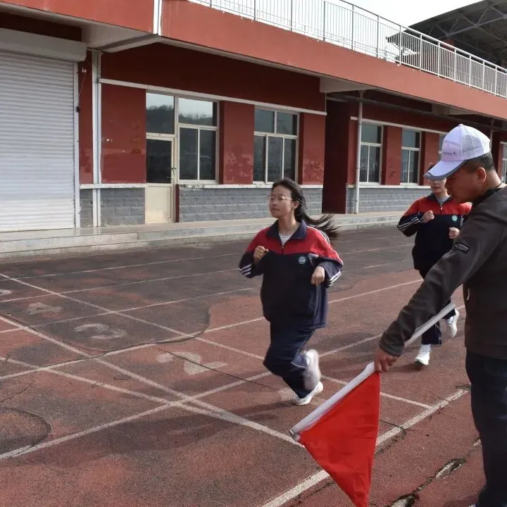 【备战中考】厉兵秣马备体考 凝心聚力向未来 —— 交口二中体育模拟考试纪实 第9张