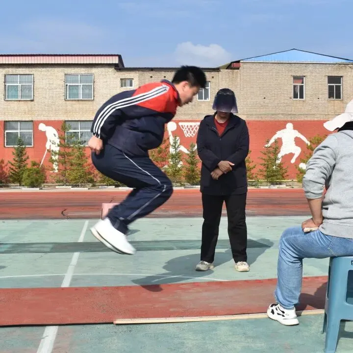 【备战中考】厉兵秣马备体考 凝心聚力向未来 —— 交口二中体育模拟考试纪实 第13张