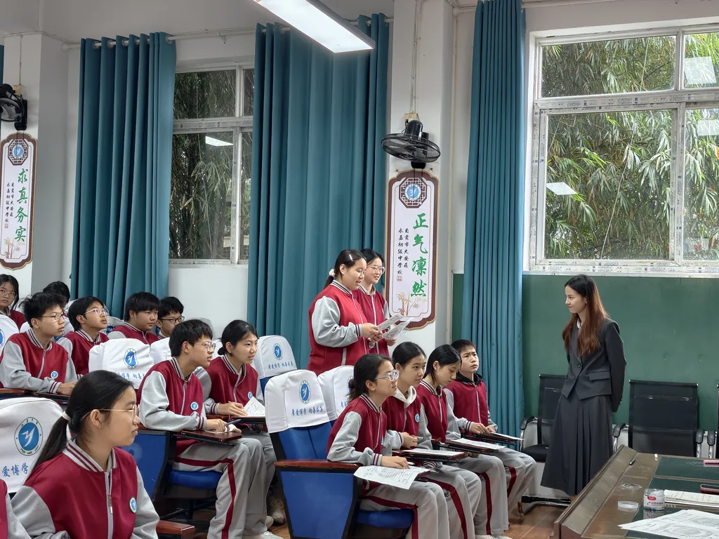 精研话题夯基础 聚焦中考提质效——大安区九年级英语话题复习专项教学研讨活动 第2张