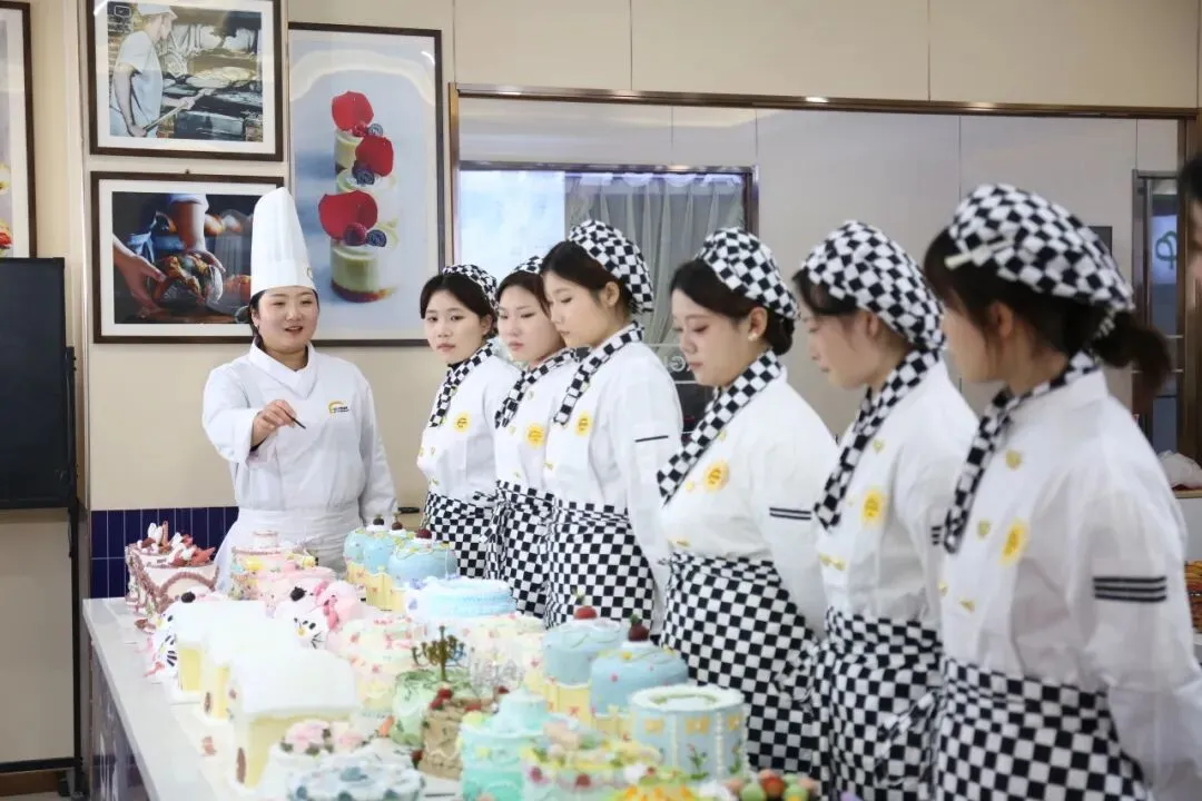 与其在中考“陪跑”,不如学技术“领跑”!初中生学技术,照样赢未来 第8张