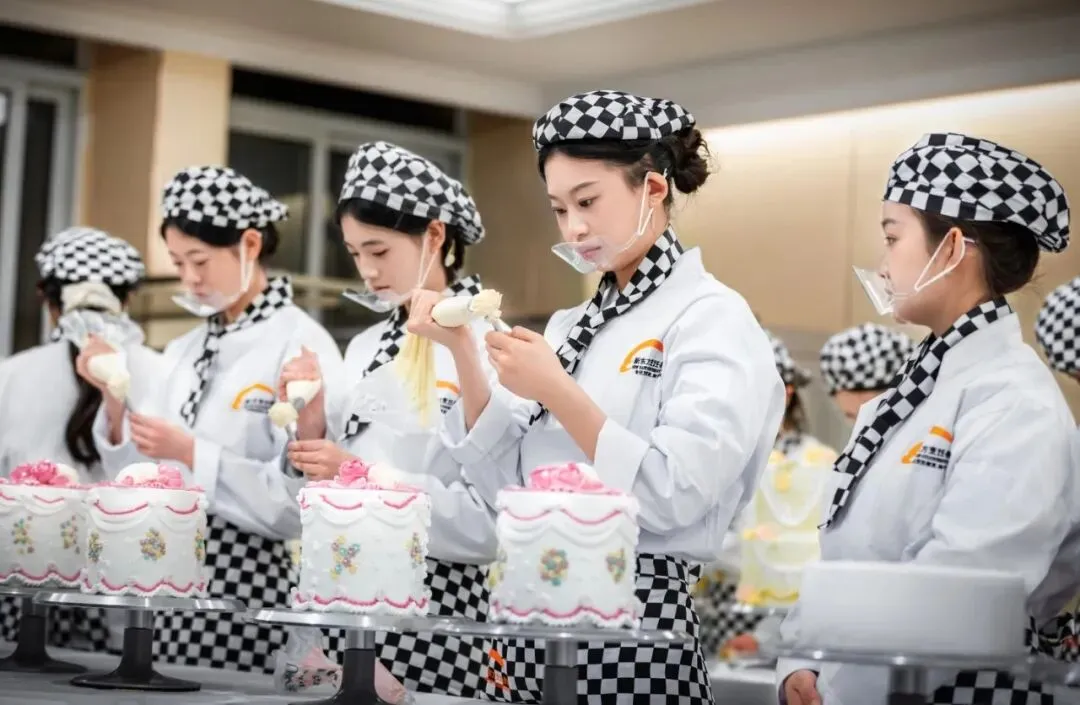 与其在中考“陪跑”,不如学技术“领跑”!初中生学技术,照样赢未来 第20张