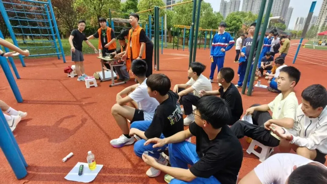 起跑!决战中考!加油同学们! 第19张