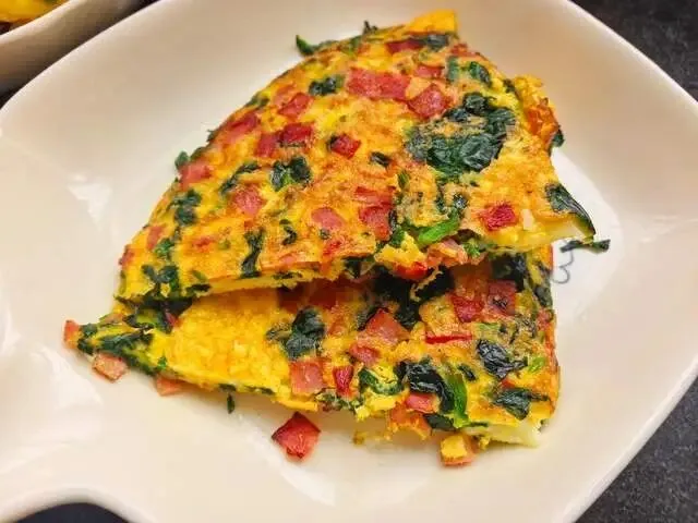 中考倒计时!初三儿子早餐不费妈,10分钟搞定蔬菜芝士蛋饼,省事 第2张