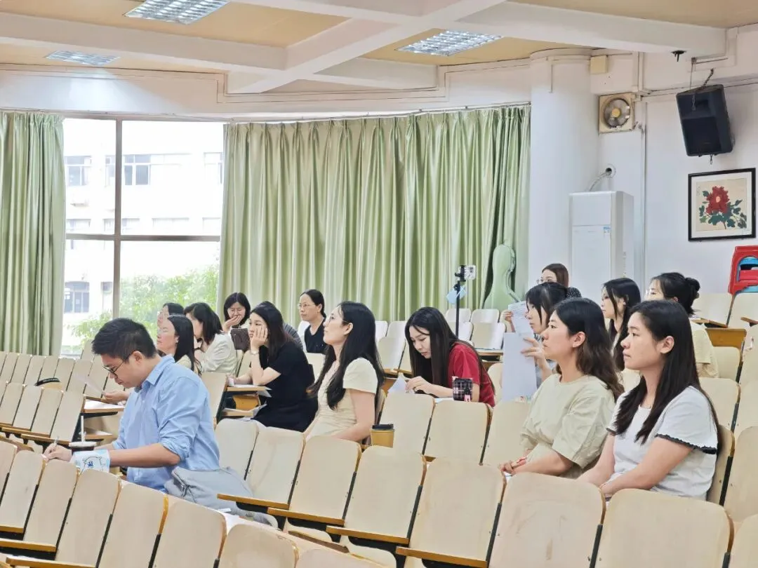深耕主题复习 聚力中考备考——记金石实验中学九年级英语主题复习课教研活动 第8张