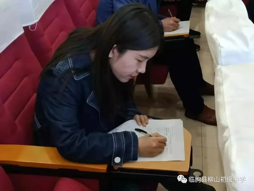 研究课标 直击中考——柳山初级中学开展中考试题全员测试活动 第3张