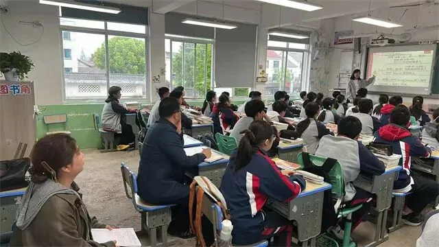精准调研明方向 凝心聚力备中考——安吉县教科研中心莅临安城中学开展一日调研 第3张