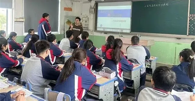 精准调研明方向 凝心聚力备中考——安吉县教科研中心莅临安城中学开展一日调研 第22张