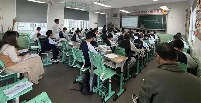 精准调研明方向 凝心聚力备中考——安吉县教科研中心莅临安城中学开展一日调研 第24张