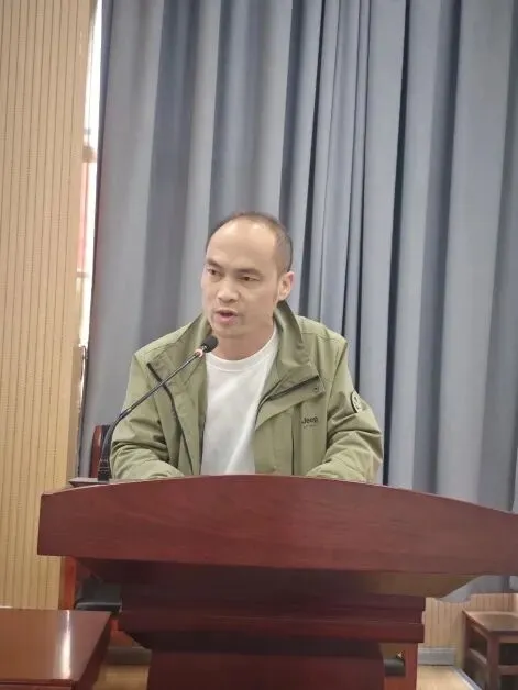 家校同心共护航,决胜中考铸辉煌——我校召开2026年中考冲刺鼓劲会塈学生家长会议 第3张