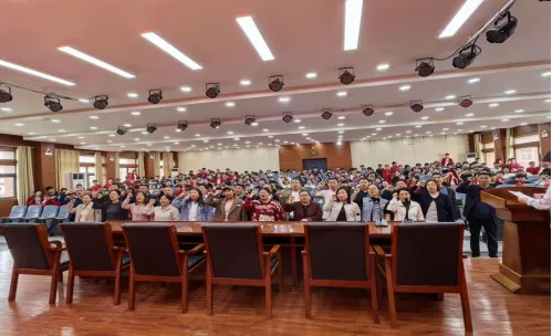 厉兵秣马战中考 青春逐梦正当时——平顶山一中初中部(市32中)举行誓师动员大会 第4张