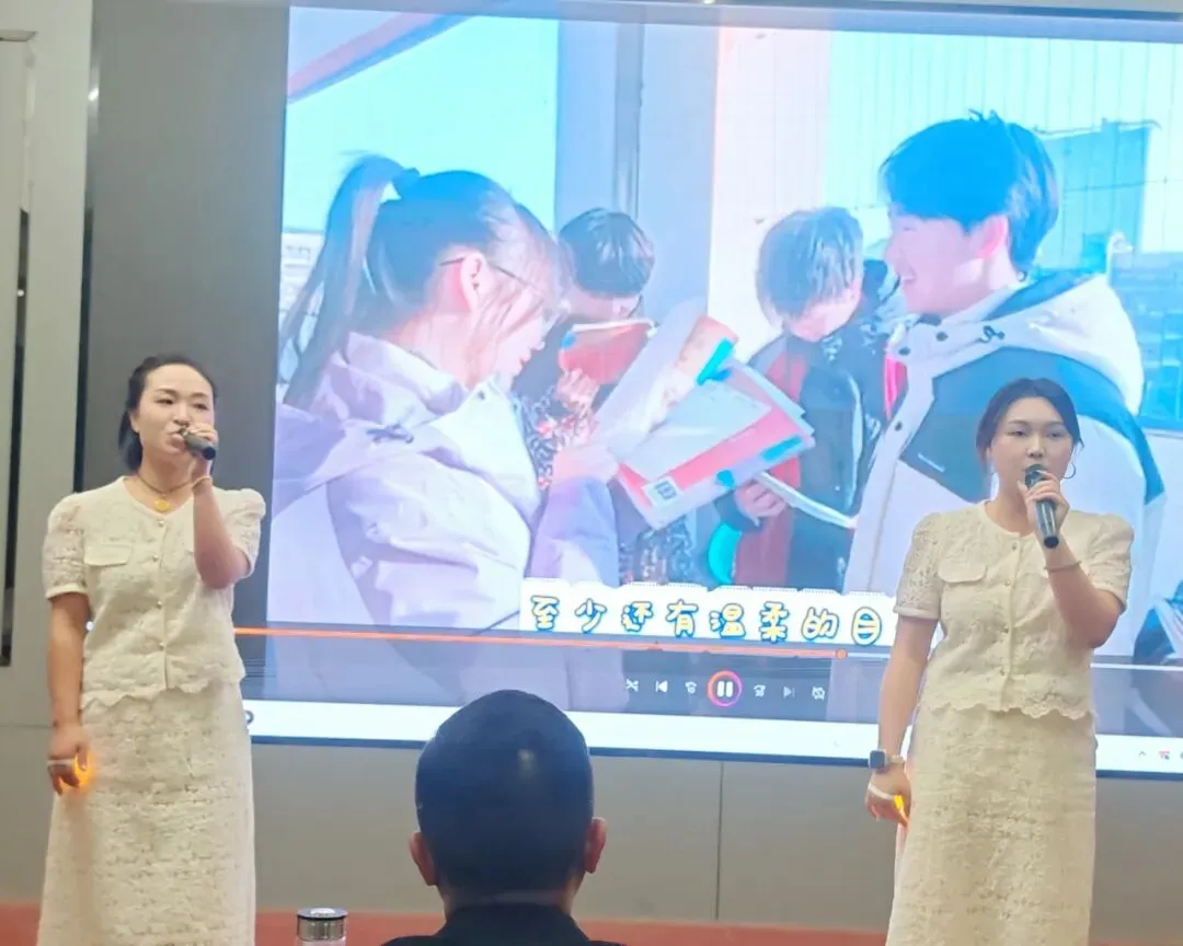 谷城县阳光学校举行2026年中考动员研讨会 第10张