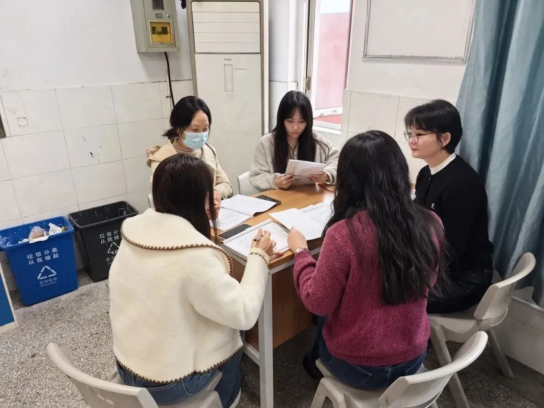 初三政治组开展中考一轮复习公开课展示活动 第10张