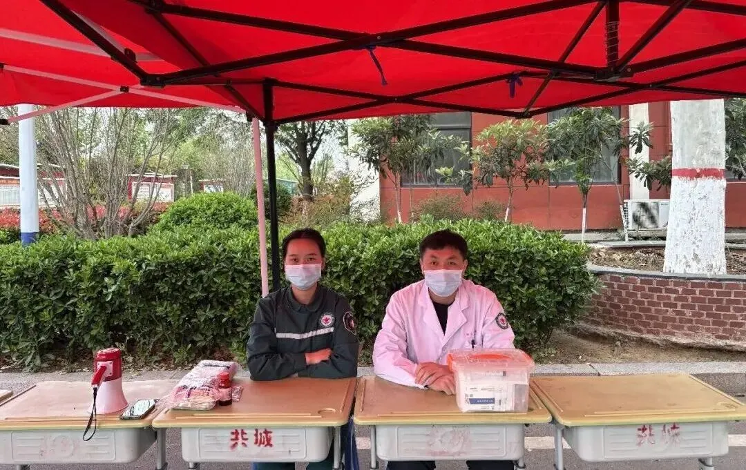 急诊护航中考体育 医者守护逐梦少年 第2张